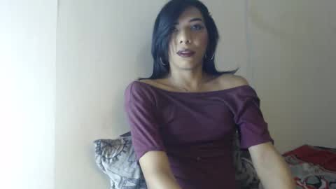 candy_hot_trans online show from March 2, 4:10 pm