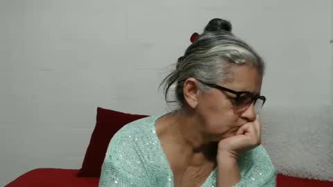 Snapshot of candy_mature_ chatting on October 12, 2:59 am candy online show from October 12, 2:59 am