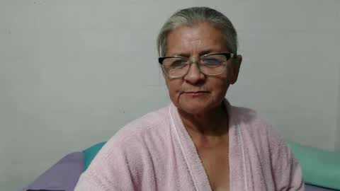 Snapshot of candy_mature_ chatting on September 15, 12:56 am candy online show from September 15, 12:56 am
