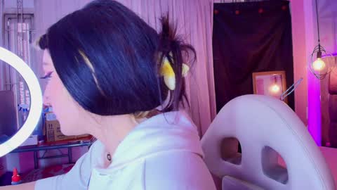 Ania online show from April 4, 12:12 pm