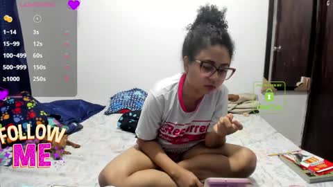 candy_val online show from February 11, 6:39 am