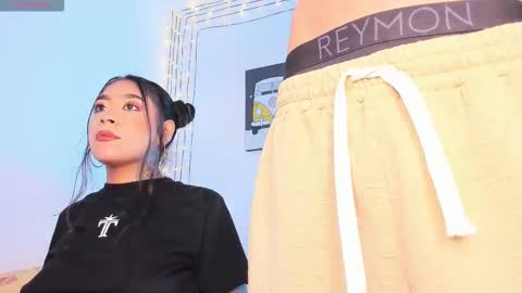  and MarilynHot online show from December 19, 12:17 am