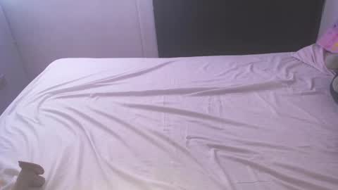 Candy online show from November 23, 9:13 pm