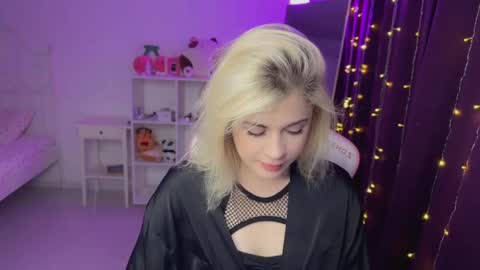 You can call me HH online show from November 17, 6:32 pm