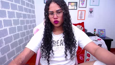 Karen online show from January 12, 8:36 pm