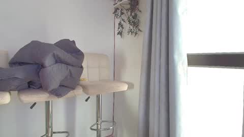 Snapshot of canelasquirtxxx chatting on March 9, 7:26 pm Sara online show from March 9, 7:26 pm