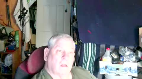 canoelicker69 online show from March 17, 7:08 pm