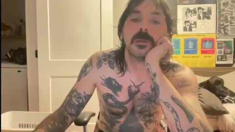 cantleavethehouse online show from January 7, 8:30 am