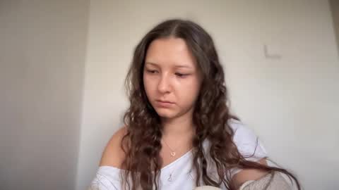 Snapshot of cappuccinokiss chatting on September 29, 6:45 am Emma online show from September 29, 6:45 am