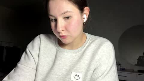 May online show from April 8, 7:06 pm