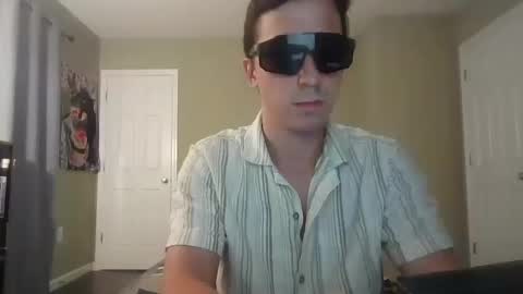 captain_chris8 online show from October 11, 2:16 am