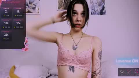 CaraDelfie online show from November 14, 11:50 pm