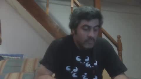 caravibugue online show from November 11, 4:14 am