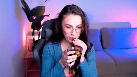 Snapshot of care_sensual chatting on September 11, 10:44 pm Mary online show from September 11, 10:44 pm