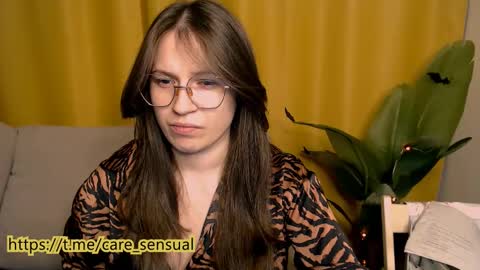 Snapshot of care_sensual chatting on December 4, 3:48 pm Mary online show from December 4, 3:48 pm