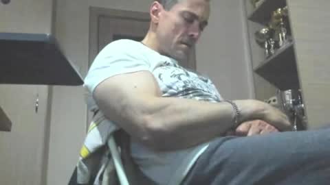 Laz online show from April 21, 1:42 am