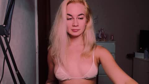 Carin online show from October 2, 7:45 pm