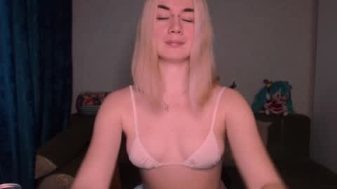 Carin online show from March 8, 4:45 am