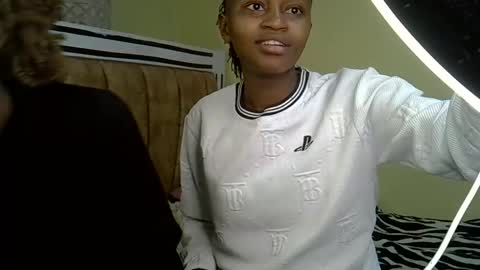 carlex_ online show from March 8, 9:08 pm