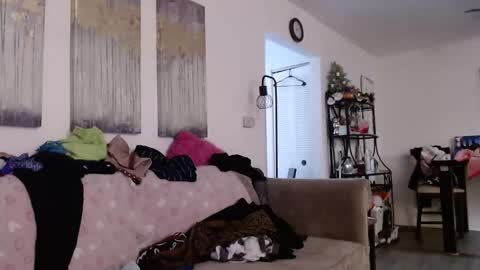 Carlie online show from March 1, 4:06 am