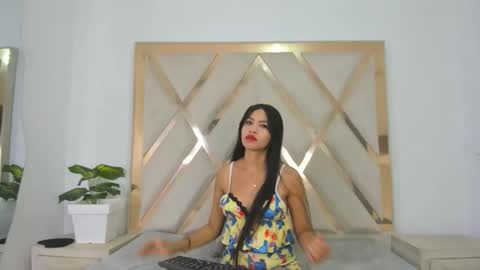 carlotaasm online show from March 22, 5:00 am