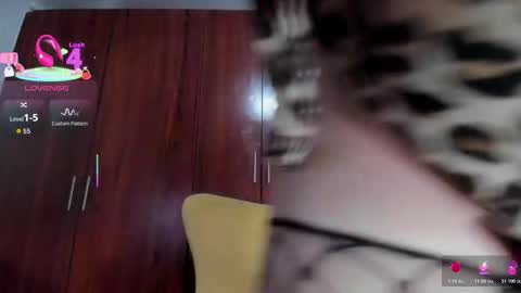 carly grasso  online show from November 7, 4:09 pm