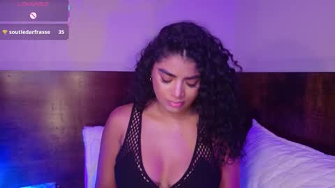 Snapshot of carly_monroe_ chatting on October 20, 10:59 pm Carly Monroe  online show from October 20, 10:59 pm