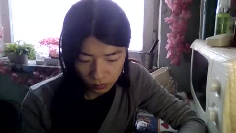 CarlyJoy online show from November 4, 8:15 am