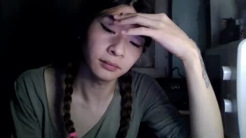 CarlyJoy online show from February 26, 2:27 pm