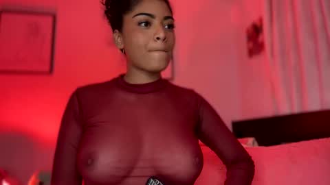 Littlecarly  online show from March 9, 2:50 am