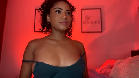 Littlecarly  online show from March 2, 1:15 am