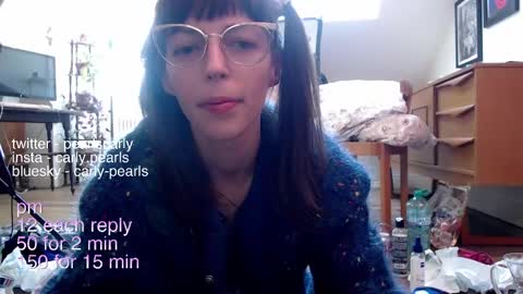 Snapshot of carlypearls chatting on March 9, 11:47 am Carly Pearls online show from March 9, 11:47 am