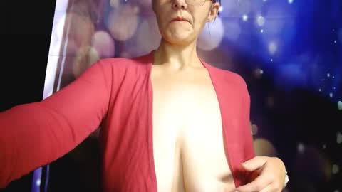 Carly Smiles online show from October 28, 10:38 am