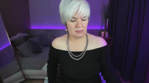 Snapshot of carmensoft chatting on March 11, 3:25 am Carmen online show from March 11, 3:25 am