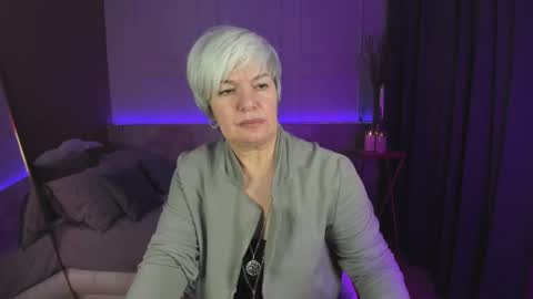 Snapshot of carmensoft chatting on March 8, 3:17 am Carmen online show from March 8, 3:17 am