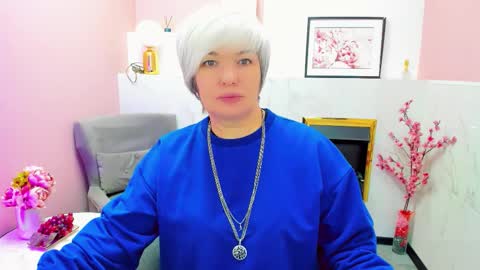 Carmen online show from November 23, 8:40 pm