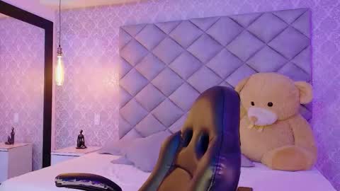 caro_adams1 online show from November 24, 11:53 am