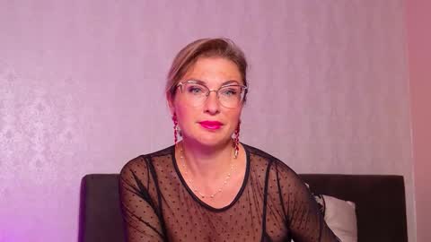 Snapshot of carojhones chatting on September 26, 4:31 am CaroJhones online show from September 26, 4:31 am