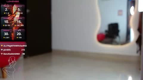 Caroline online show from February 7, 2:42 pm