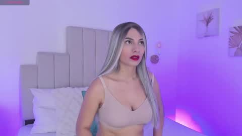 Carolain online show from September 28, 2:04 pm