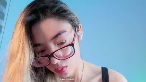 Char online show from March 18, 2:28 am