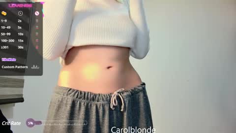 Snapshot of carolblonde chatting on February 26, 6:19 am Char online show from February 26, 6:19 am