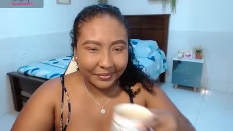 Snapshot of caroldelatorre chatting on September 29, 6:51 pm Carol de la torre online show from September 29, 6:51 pm