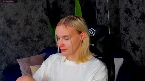 Carol online show from October 13, 7:54 am