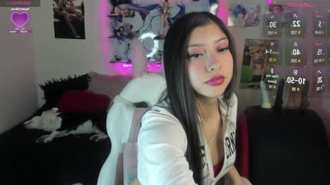 Caroline Lenox online show from January 21, 9:57 am