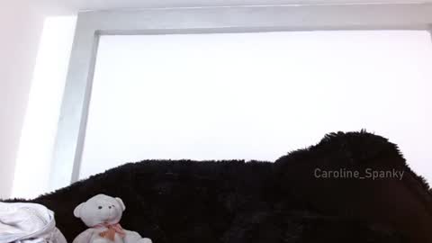 Snapshot of caroline_spanky chatting on January 29, 4:47 am caroline online show from January 29, 4:47 am