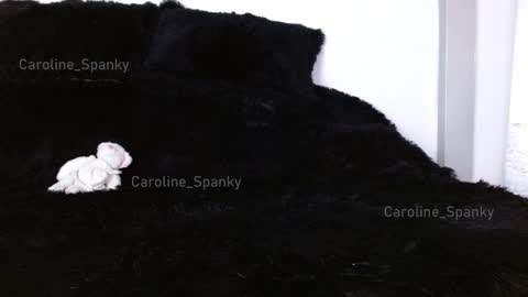 Snapshot of caroline_spanky chatting on January 25, 6:12 am caroline online show from January 25, 6:12 am