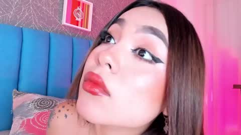 Snapshot of carolineegarcia chatting on March 5, 1:39 pm CarolineeGarcia online show from March 5, 1:39 pm