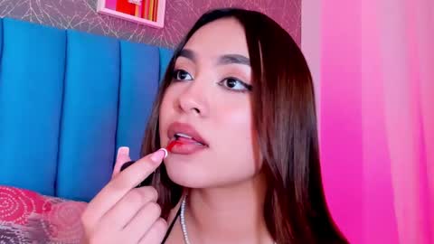 Snapshot of carolineegarcia chatting on March 7, 1:40 pm CarolineeGarcia online show from March 7, 1:40 pm