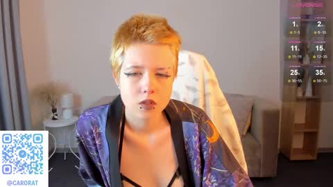 CarolineRichter online show from September 18, 2:37 am